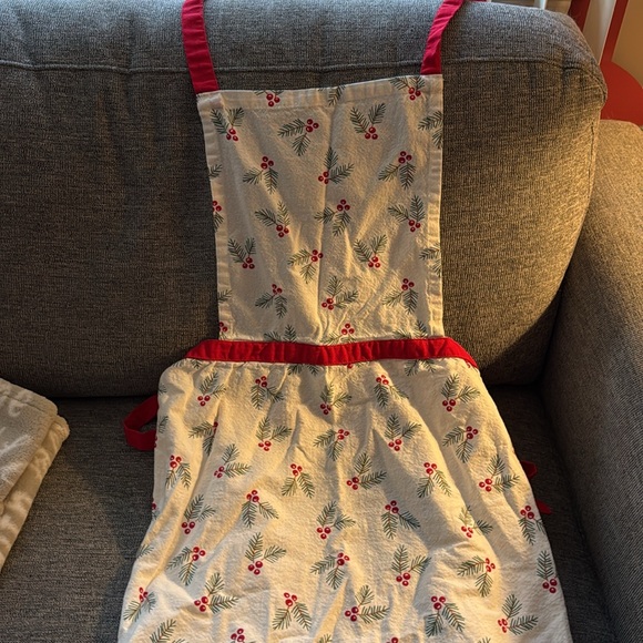 Christmas Apron - Picture 2 of 4